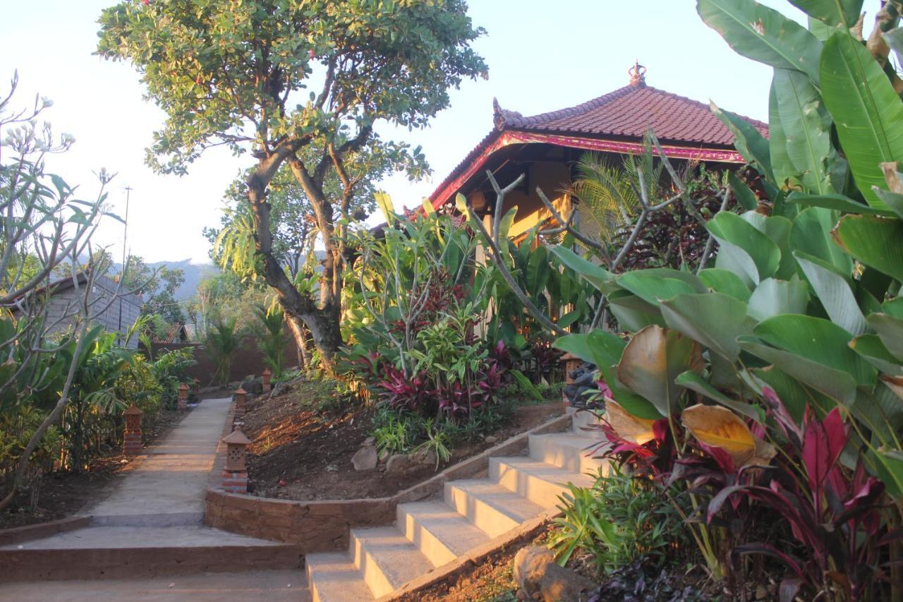 Eliska Sari Bungalows Sumberkima Pemuteran Esterno foto