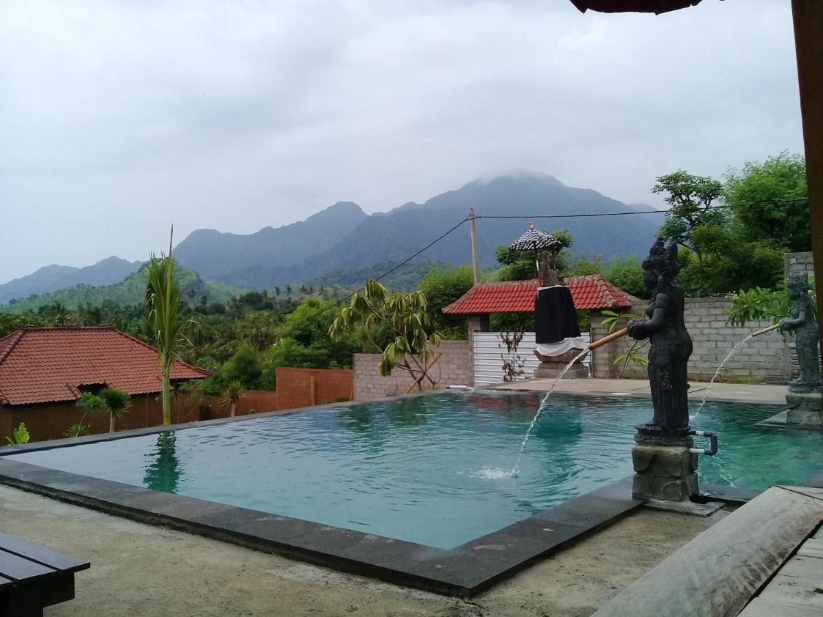 Eliska Sari Bungalows Sumberkima Pemuteran Esterno foto