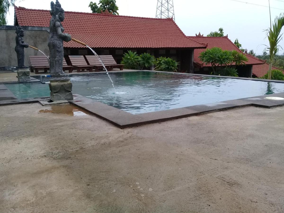 Eliska Sari Bungalows Sumberkima Pemuteran Esterno foto