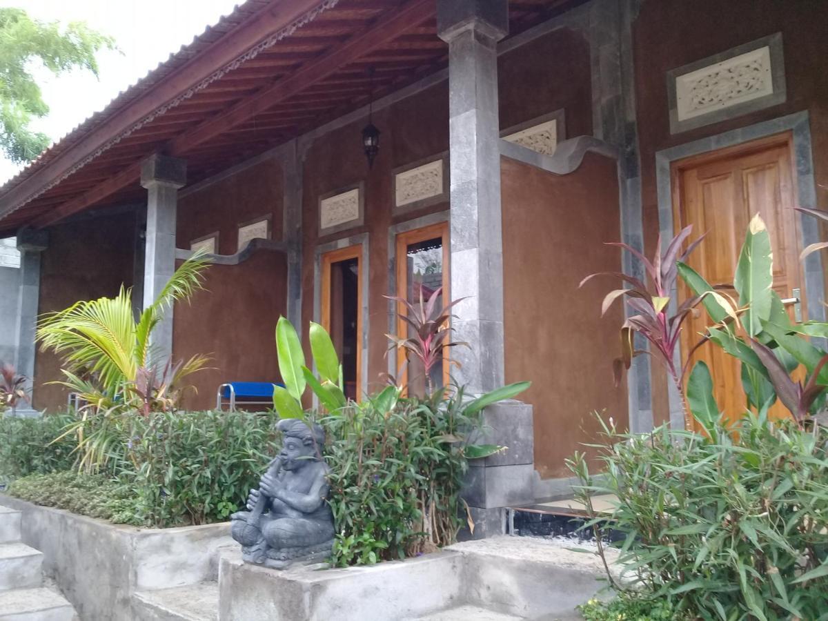 Eliska Sari Bungalows Sumberkima Pemuteran Esterno foto