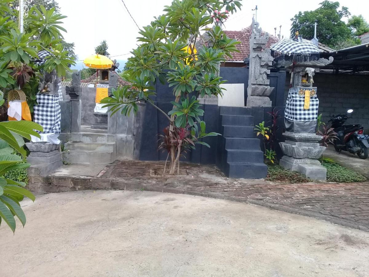 Eliska Sari Bungalows Sumberkima Pemuteran Esterno foto