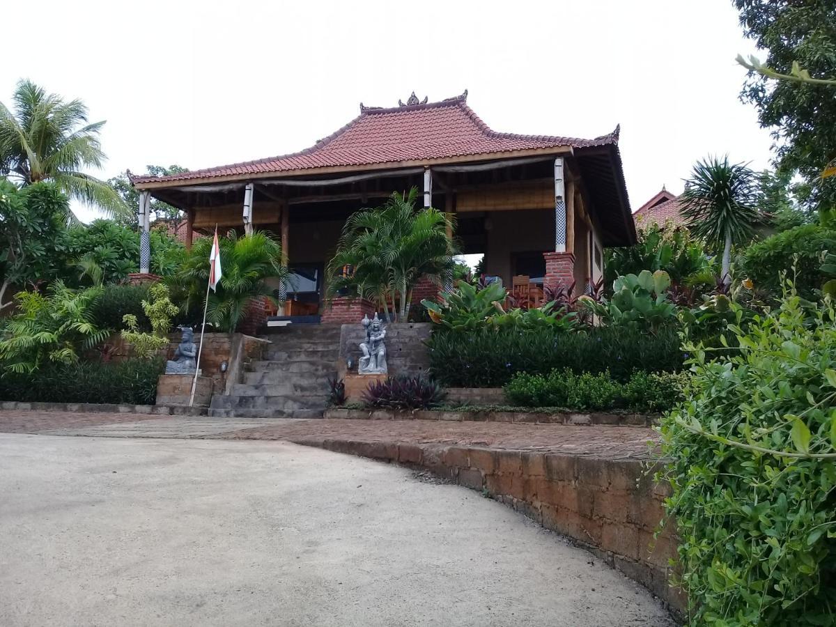 Eliska Sari Bungalows Sumberkima Pemuteran Esterno foto